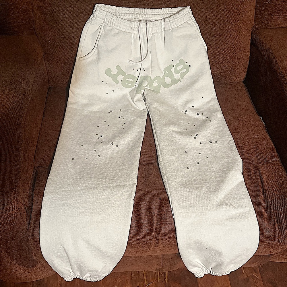 Spider Worldwide jogger/ Brand new-Size S Adult/ White and Grey/ 100% authentic